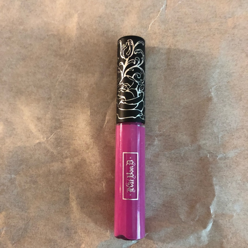 Kat Von D Everlasting Liquid Lipstick sample